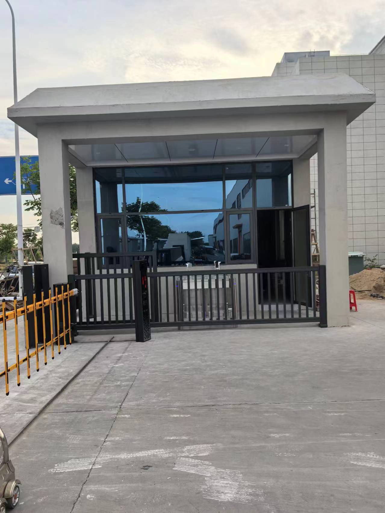 句容市道闸